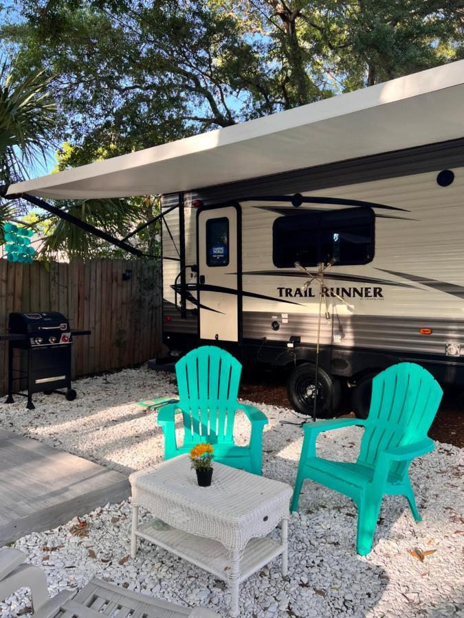 Rv Camper Paradise On The Wheels In Clearwater Beaches ลาร์โก ภายนอก รูปภาพ