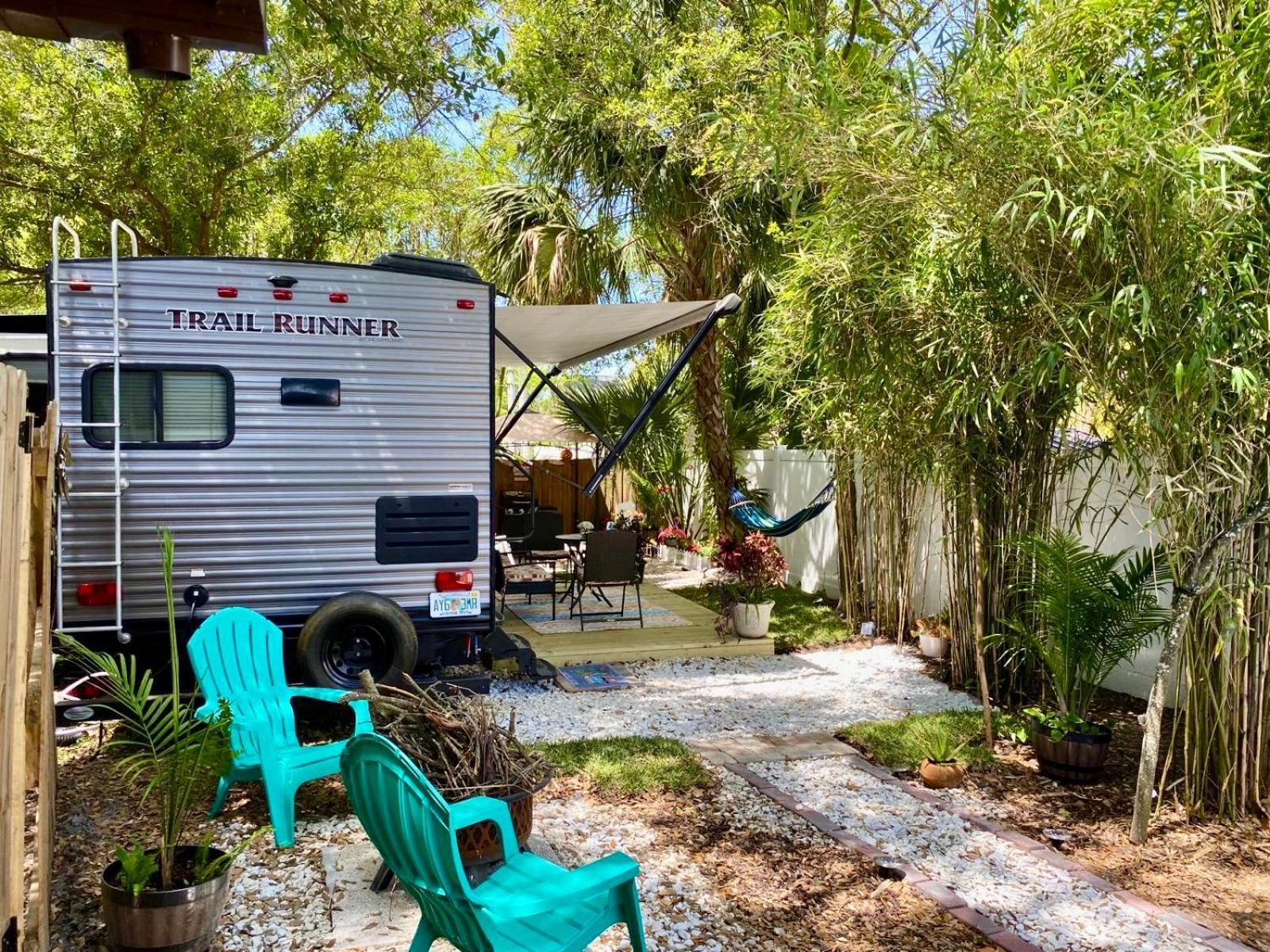 Rv Camper Paradise On The Wheels In Clearwater Beaches ลาร์โก ภายนอก รูปภาพ